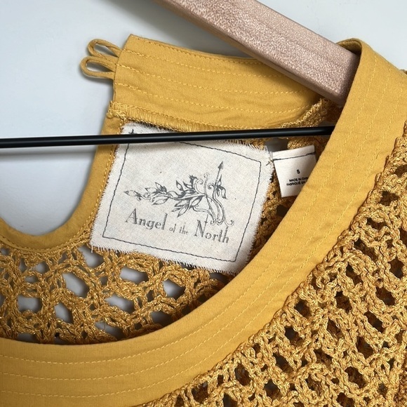 ANTHROPOLOGIE ANGEL OF THE NORTH GOLDEN ROD CROCHET SWEATER - Picture 2 of 4